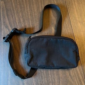 Lululemon Mini Belt Bag